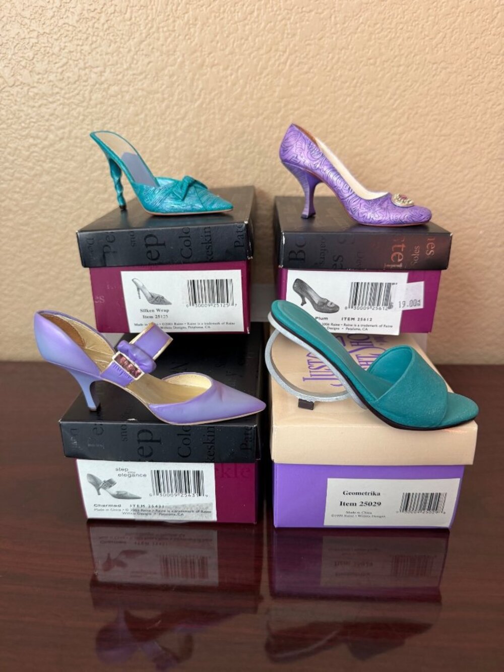Just the Right Shoe Raine Miniature Shoe Figurines Lot of 4 Charmed Geometrika J